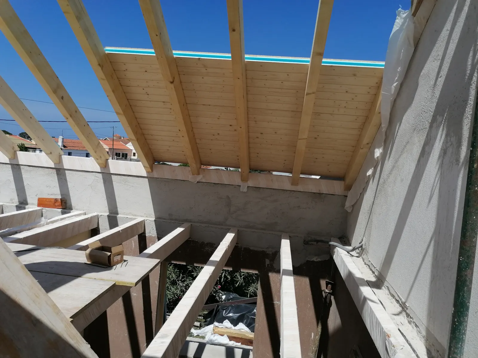 Cobertura completa na Ericeira — Em obra (2/4)