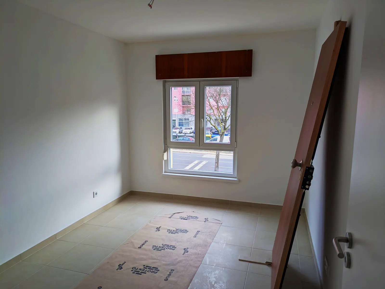 Quarto de apartamento em Lisboa — Depois
